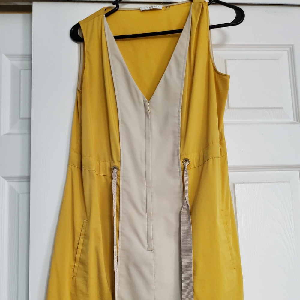 * Tahari * Dress